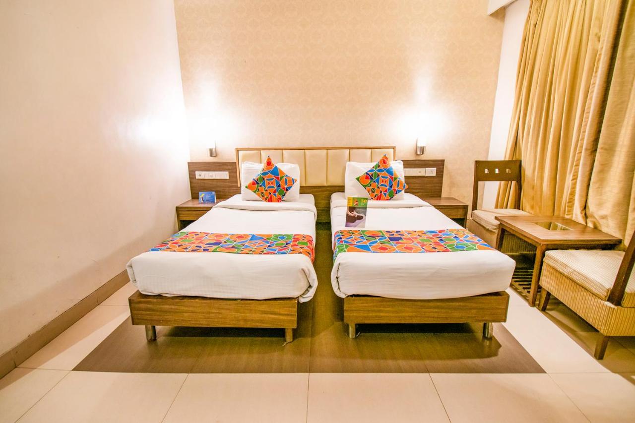 Hotel Sadanand Regency Pimpri-Chinchwad Екстер'єр фото