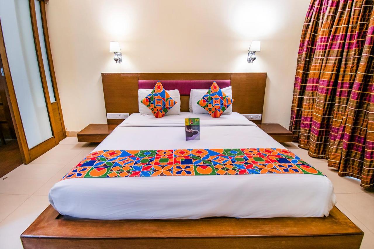 Hotel Sadanand Regency Pimpri-Chinchwad Екстер'єр фото