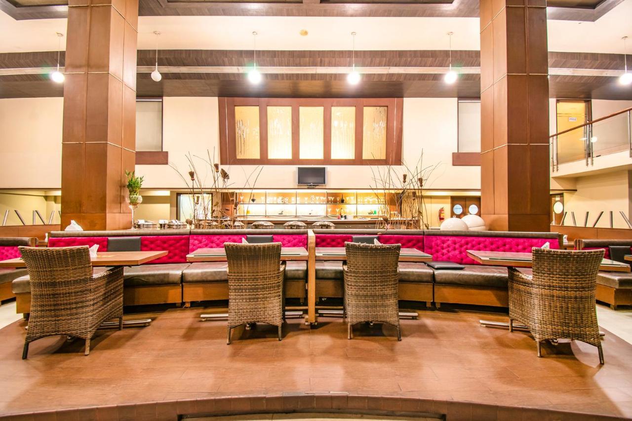 Hotel Sadanand Regency Pimpri-Chinchwad Екстер'єр фото