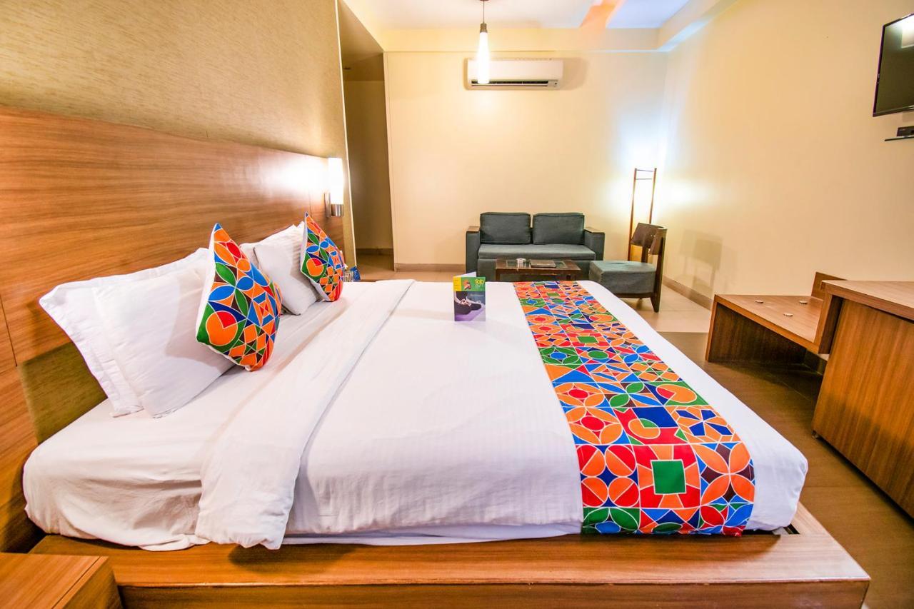 Hotel Sadanand Regency Pimpri-Chinchwad Екстер'єр фото